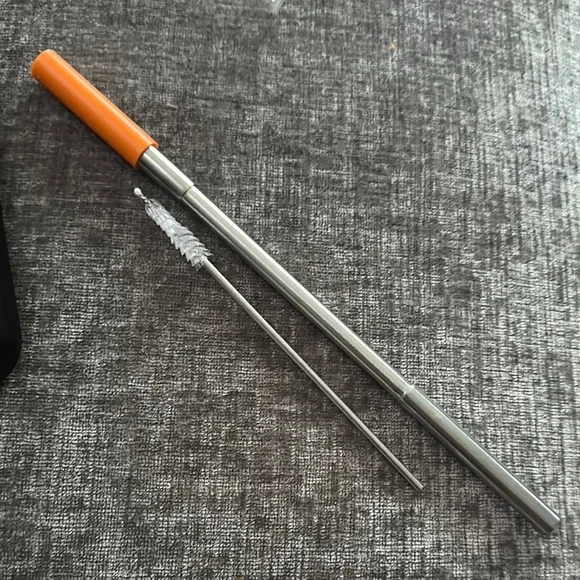 White and Orange Coffee Straw Dunkin' - Picture 8 of 8